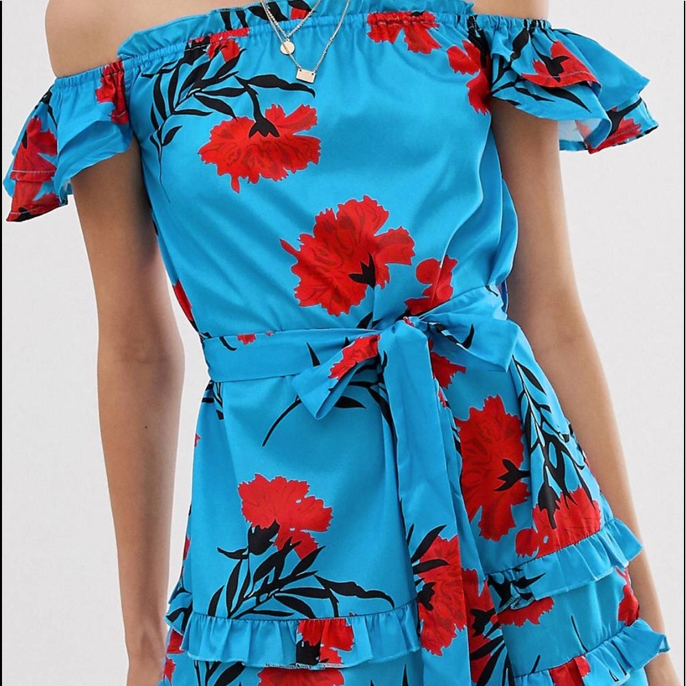 2/$20 Parisian petite off shoulders Floral Dress